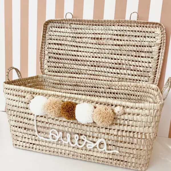 Personalized Moroccan Chest with Tassels – Handwoven Palm Leaf Storage Trunk in Ecru, Camel & Nude