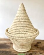 Artisanal Moroccan Basket: Handcrafted Elegance 🌸