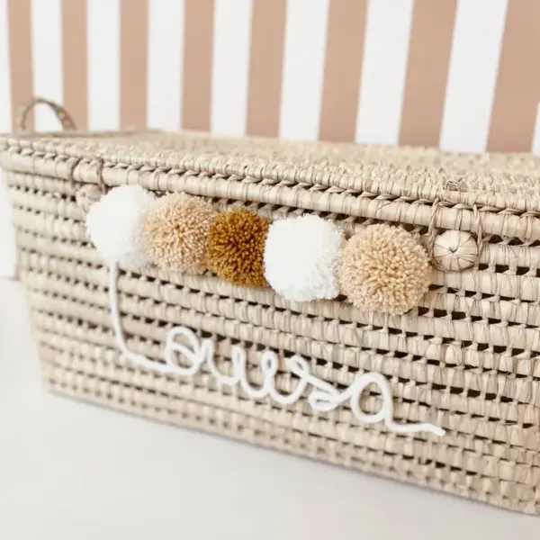 Personalized Moroccan Chest with Tassels – Handwoven Palm Leaf Storage Trunk in Ecru, Camel & Nude