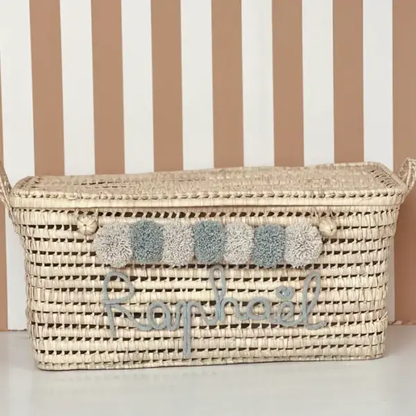 Personalized Palm Leaf Chest with Tassels – Handwoven Moroccan Storage Trunk (Beige & Celadon)