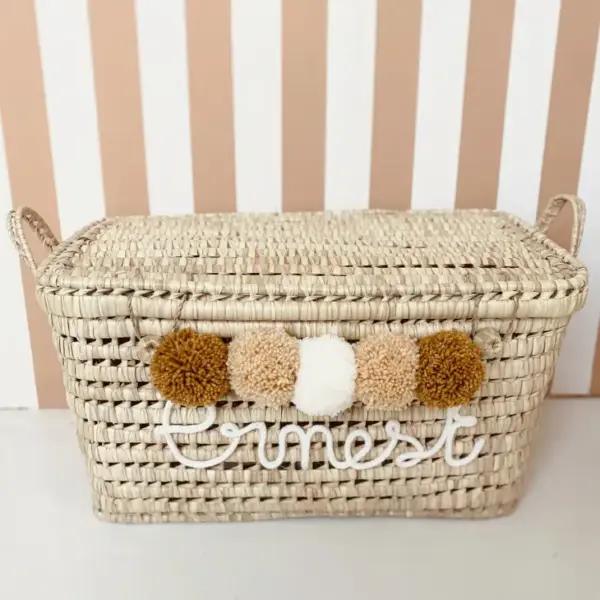 Personalized Moroccan Chest with Tassels – Handwoven Palm Leaf Storage Trunk in Ecru, Camel & Nude