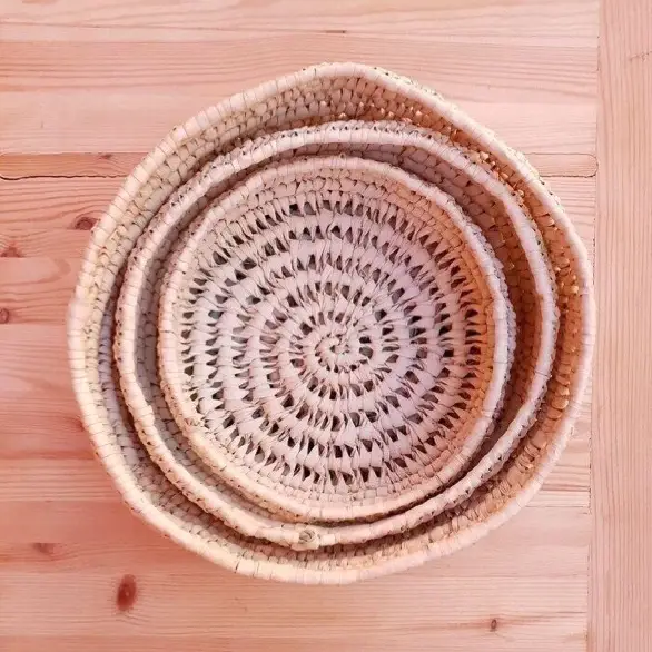 Palm Leaf Basket – Handwoven Moroccan Storage Tray in 3 Sizes