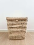 Square Wicker Laundry Basket with Lid – Handwoven Storage Hamper (41x40x34 cm)