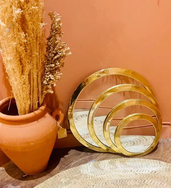 Round Brass Mirror – Wall-Mounted Decorative Mirror in 3 Sizes (S, M, L)