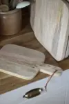 Handcrafted Mango Wood Chopping Board – Sustainable Cutting