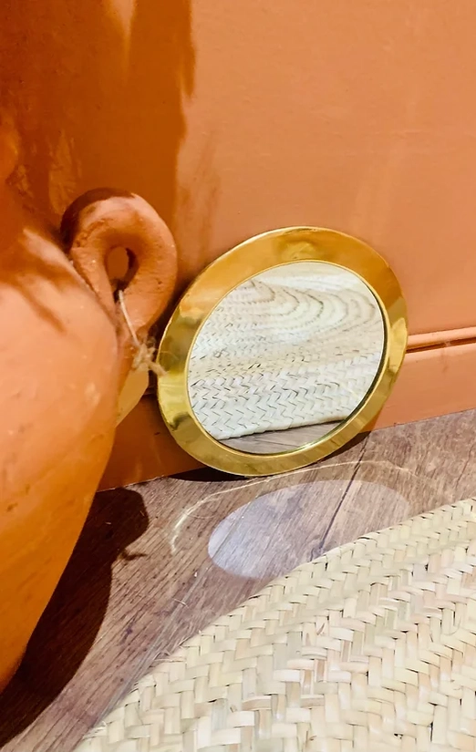 Round Brass Mirror – Wall-Mounted Decorative Mirror in 3 Sizes (S, M, L)