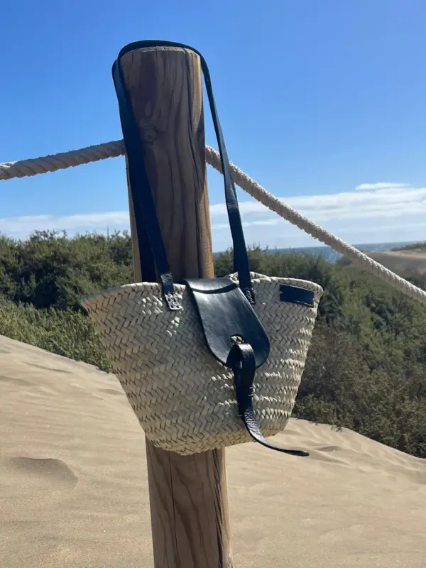 Nashville Basket Bag – Handwoven Palm Bag with Saddle-Inspir