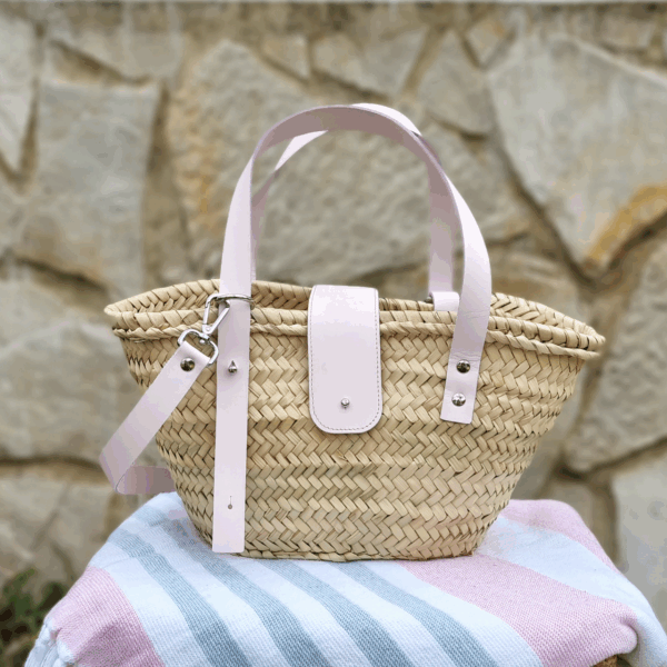 Small Personalized Palm Basket – Cala Model with Flap Closur