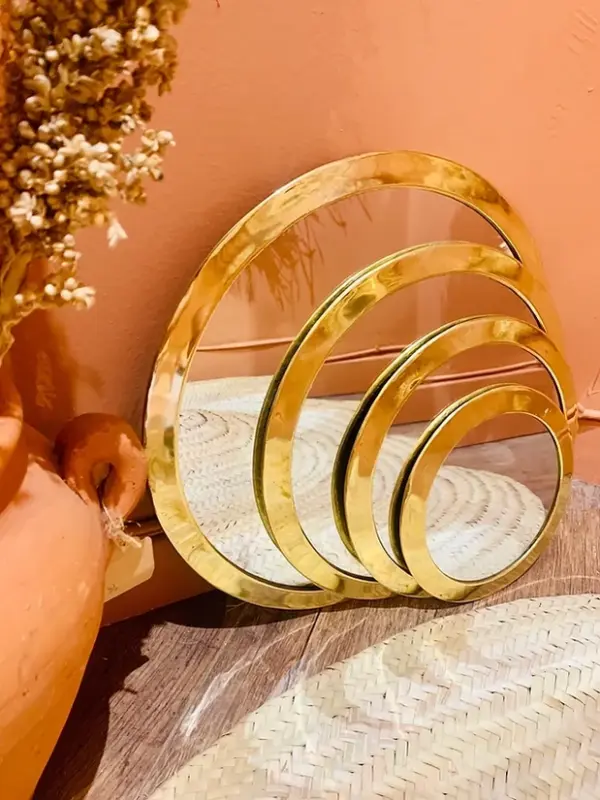 Round Brass Mirror – Wall-Mounted Decorative Mirror in 3 Sizes (S, M, L)