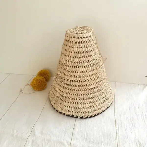 Nomad Palm Leaf Pendant Light – Handwoven Suspension