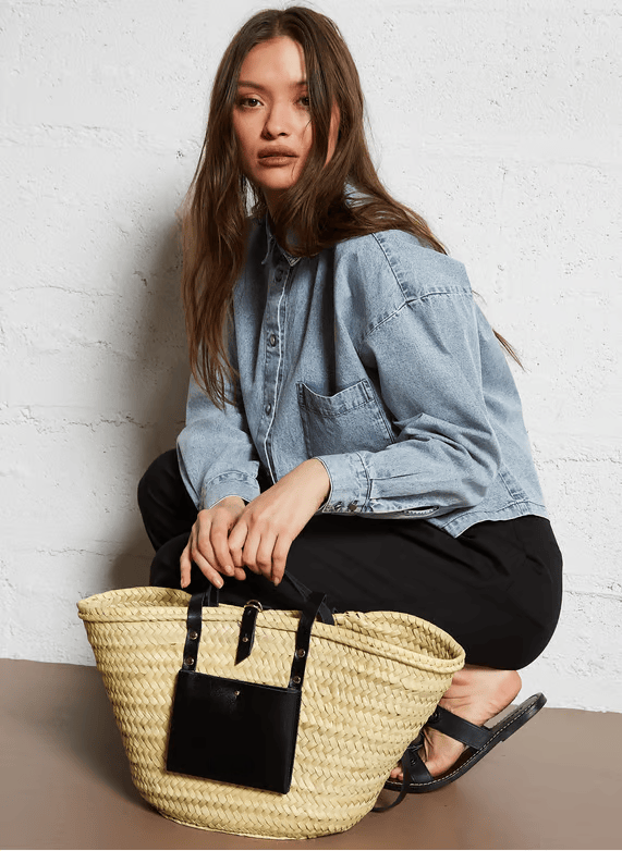 Handwoven Doum Palm Basket – Black Leather Moroccan Tote (26×40×14 cm)