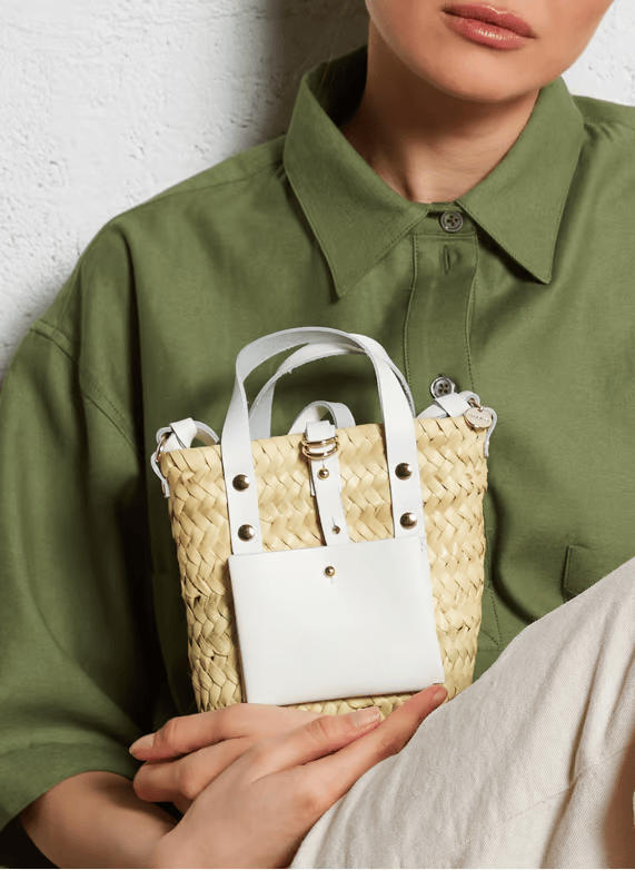 Handwoven Doum Palm Crossbody Basket – White Leather Moroccan Mini Bag (12×20×4 cm)