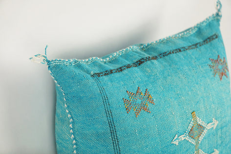 Charming Moroccan Cactus Silk Pillow Cover – Handwoven Sabra Cushion (50×50 cm / 60×40 cm)