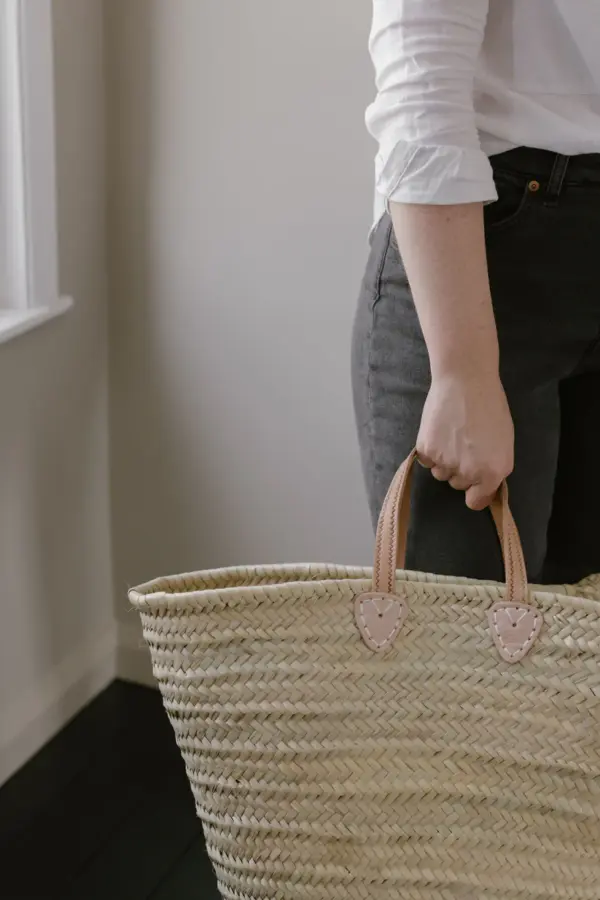 French Market Basket – Handwoven Palm Leaf Tote with Leather
