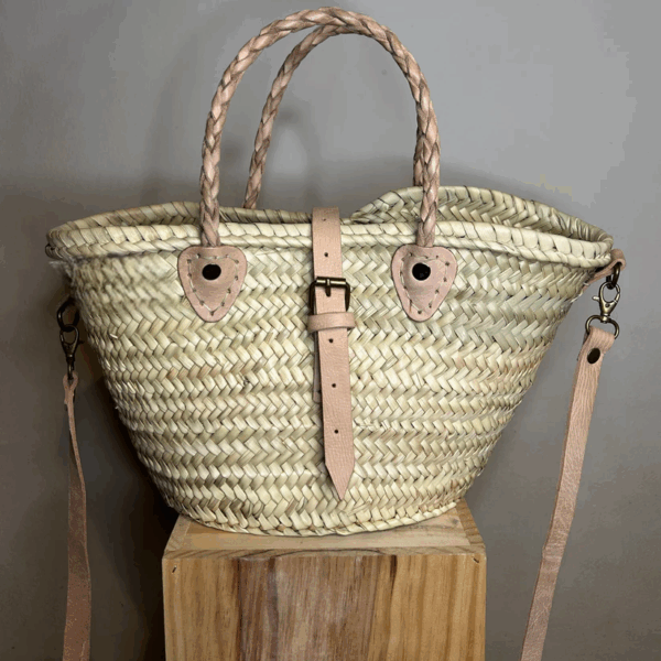 Petite Berlin Basket Bag – Handwoven Palm Tote with Leather