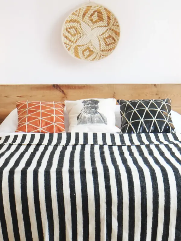 Pom Pom Wool Throw Blanket – Handwoven Moroccan Blanket