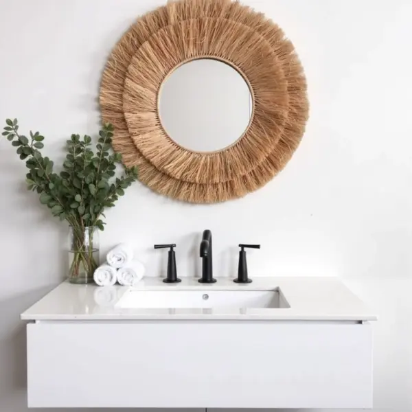 Round Farmhouse Straw Mirror – Handwoven Raffia Wall Decor (Small, Medium)