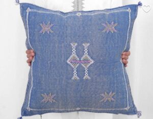 Handwoven Moroccan Cactus Silk Pillow Cover – Artisan Cushion in Multiple Colors (50×50 cm / 60×40 cm)