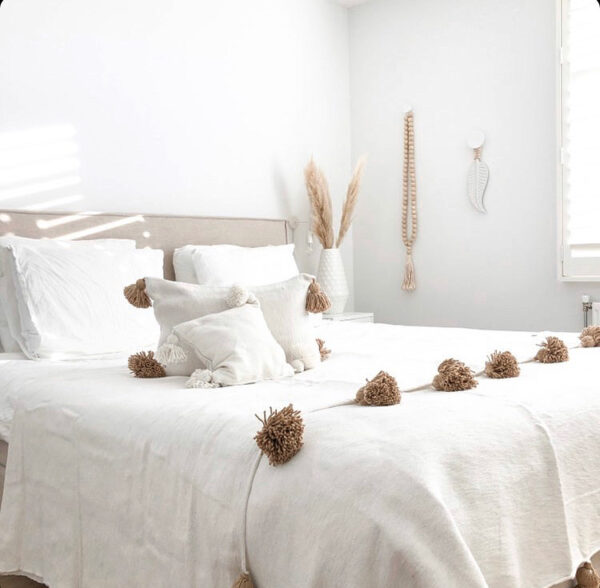 Pom Pom Wool Throw Blanket – Handwoven Moroccan Blanket