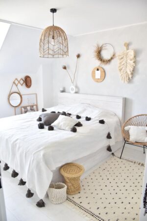 Pom Pom Wool Throw Blanket – Handwoven Moroccan Blanket