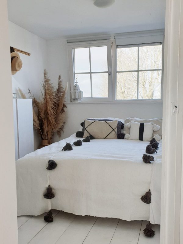 Pom Pom Wool Throw Blanket – Handwoven Moroccan Blanket