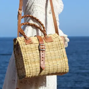 Rustic Handwoven Wicker Basket Bag – Leather Handle, Adjusta