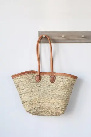 Leather Handle Market Tote – Handwoven Palm Leaf Bag from Mo