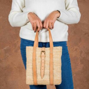 Raffia Hand Bag – Handmade Moroccan Raffia Bag with Flat Handle