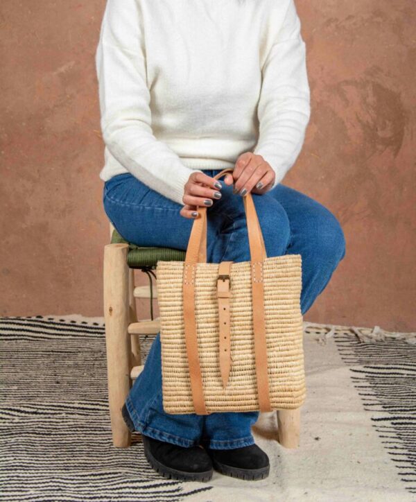 Raffia Hand Bag – Handmade Moroccan Raffia Bag with Flat Handle
