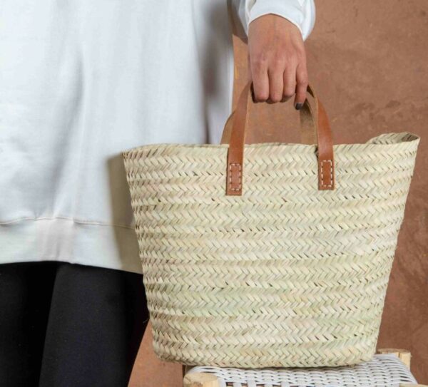 Marrakech Basket – Medium Handwoven Palm Leaf Basket