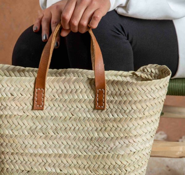 Marrakech Basket – Medium Handwoven Palm Leaf Basket
