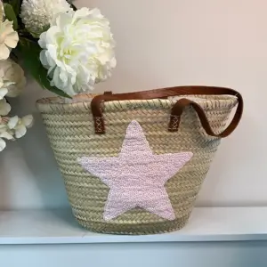 Panier-STARS-rose-Marguerite-87586846