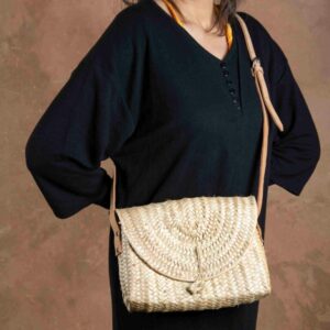 Natural Straw Closure Bag – Handmade Palm Leaf Bag