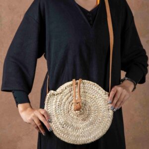Round Closure Strap Bag – Small Handmade Natural Palm Leaf bag