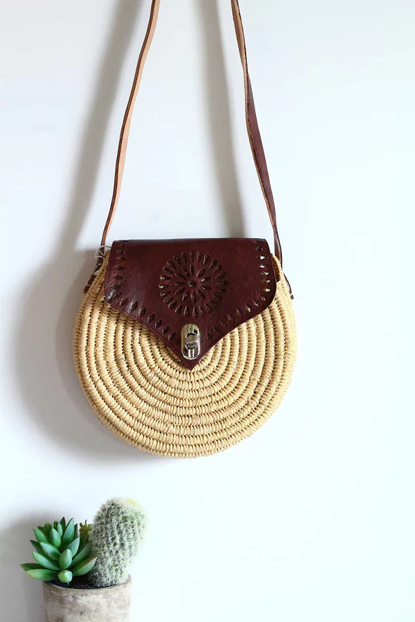 Brown Sun Round Raffia Crossbody – Handmade Natural Raffia Circle bag
