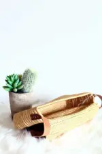 Pompom Raffia Crossbody – Handmade Natural Raffia Bag