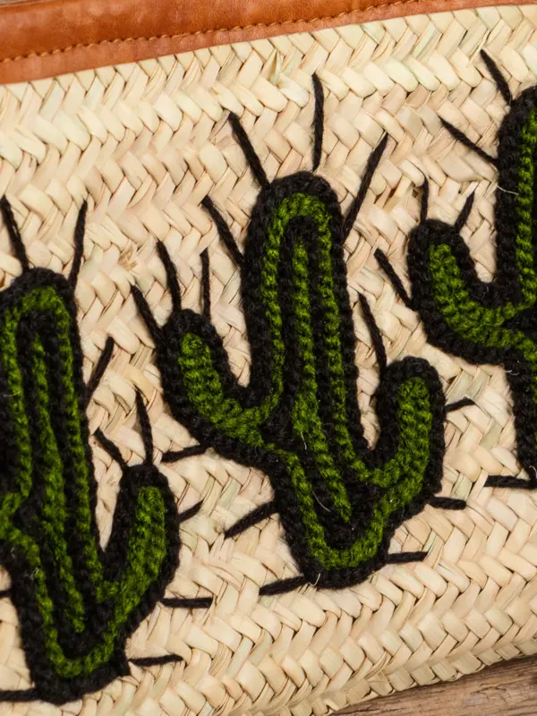 Raffia Cactus Clutch – Tan | Handwoven Palm Leaf Bag