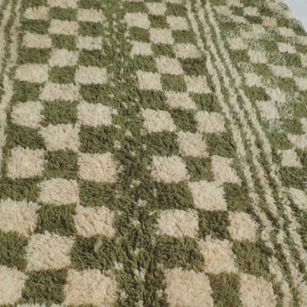 Mouassine – Checkered Olive Green Moroccan Rug | Ultra Soft Beni Ourain Wool Rug