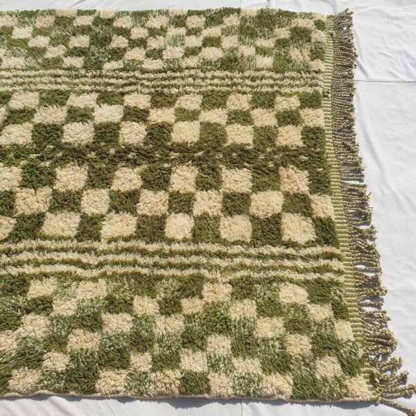 Mouassine – Checkered Olive Green Moroccan Rug | Ultra Soft Beni Ourain Wool Rug