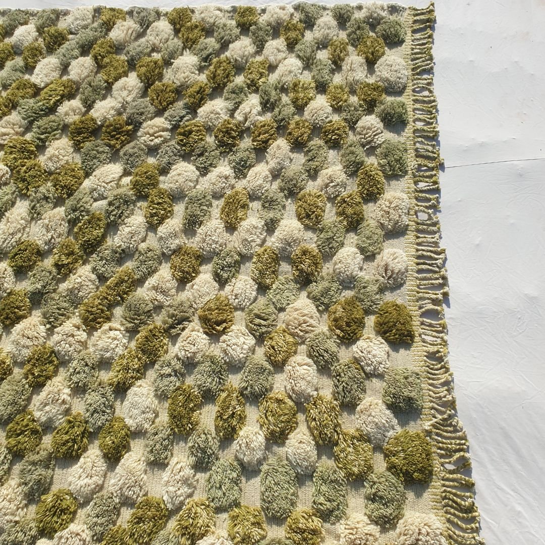 nabba-6×9-sage-green-checkered-moroccan-shag-rug-luxury-beni-mrirt-wool-rug-676×974-ft-206×297-cm-1458127 (1)