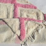 Tiwli | White & Pink Moroccan Rug 3x5 – Beni Ourain Ultra Soft | 115x166 cm