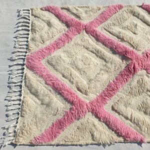 tiwli-white-pink-moroccan-rug-3×5-beni-ourain-ultra-soft-377×544-ft-115×166-cm-952186