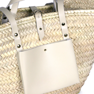 028059a6b0b1ec5d32eedce1134f26accabc8204c078761765060382a3664397-1.png Cream Basket – Handwoven Doum & Off-White Leather Summer Tote