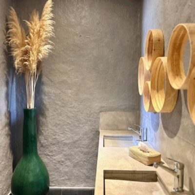 Handwoven Raffia Tissue Box Cover – Boho Natural Home Decor