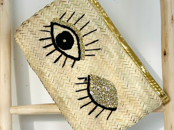 Handwoven Straw Pouch – Boho Chic Clutch for Everyday Essentials