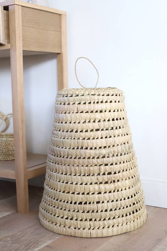 Handwoven Palm Leaf Pendant Light – Moroccan Boho Ceiling Lamp