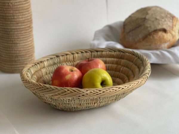 Handwoven Palm Leaf Basket – Fruit, Bread & Decorative Storage