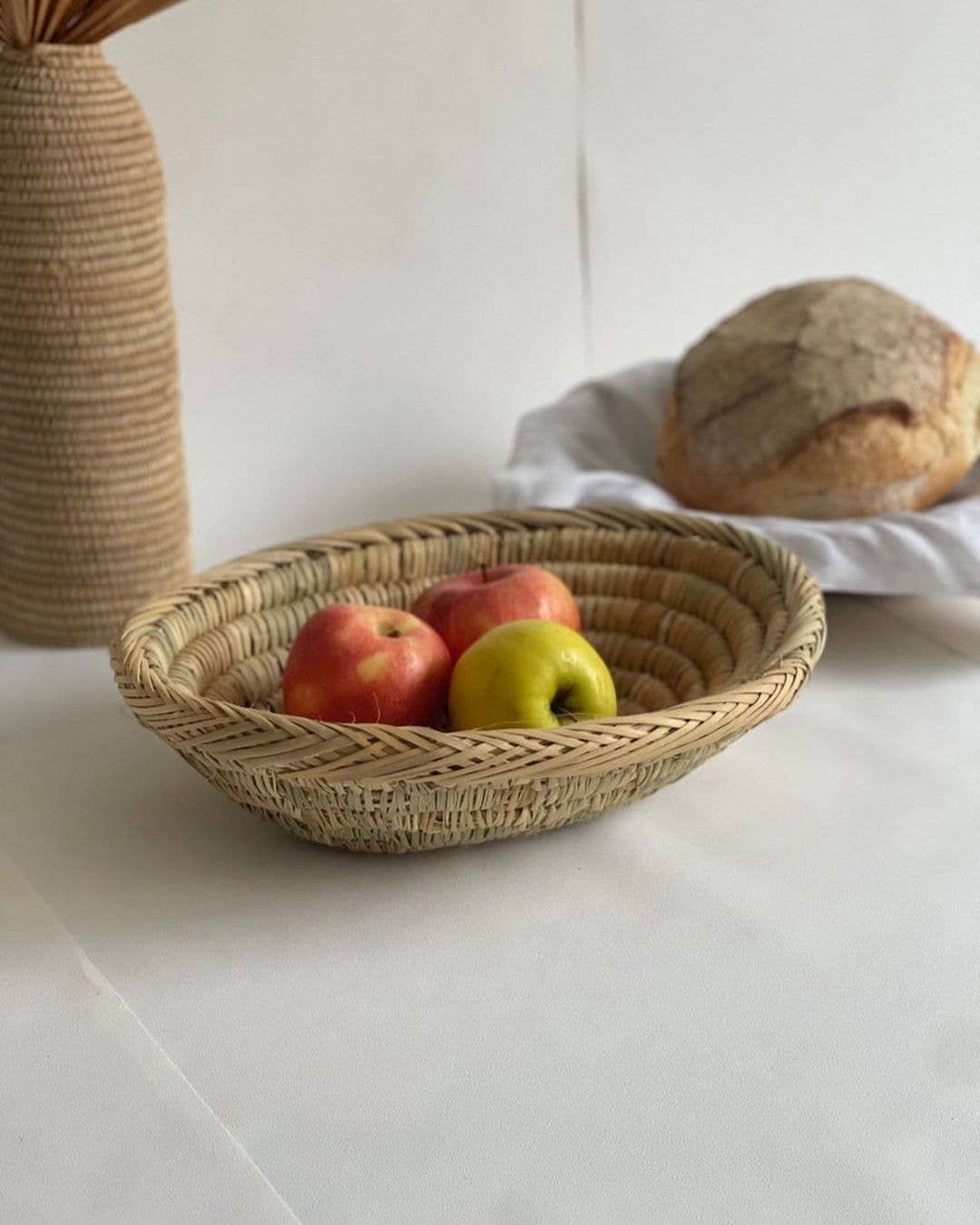 Handwoven Palm Leaf Basket – Fruit, Bread & Decorative Storage