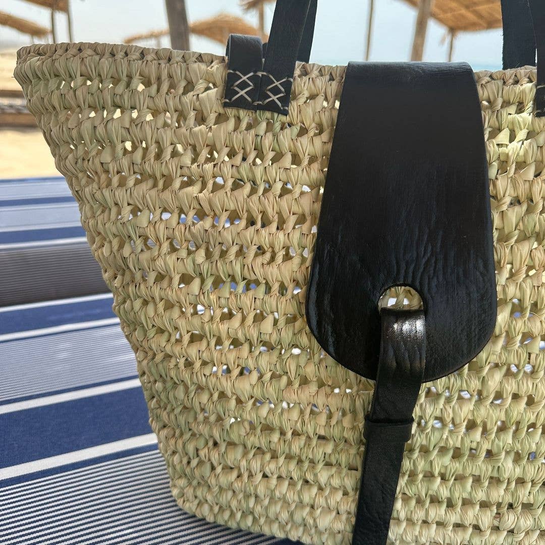 Traditional Moroccan Doum Basket: Artisan Elegance