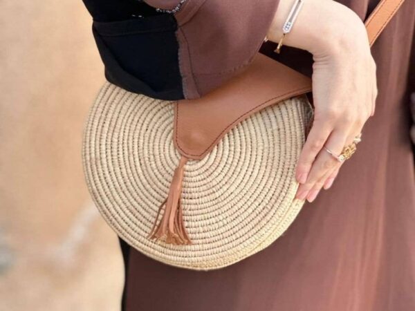 Handmade Women's Bag – Elegant & Artisanal Fashion Accessory